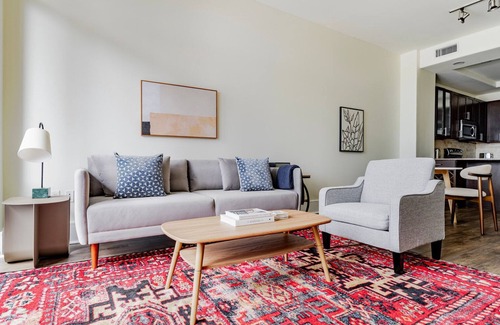 Second Street District Apartment | Blueground | Downtown Austin, pool, nr Congress Ave