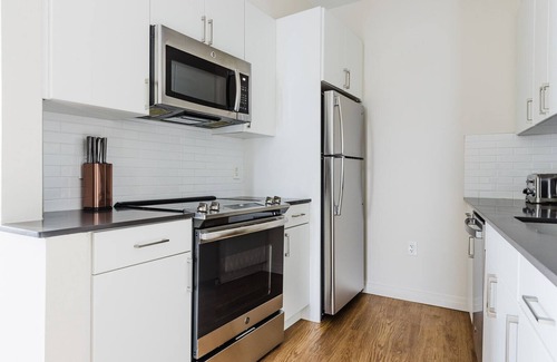 Government Center Apartment | Blueground | Downtown, gym & w/d, nr harbor