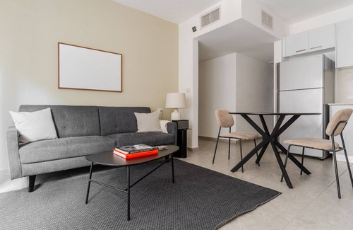 Florentin Apartment | Blueground | Florentine, 1 Bed room, Quiet side (TLV-5)