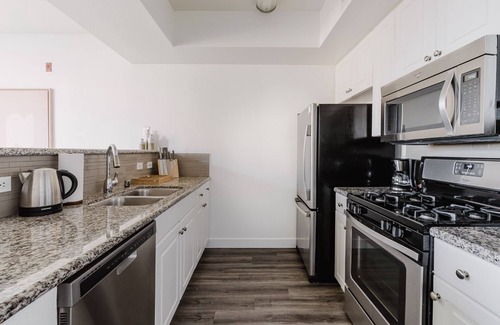Cortez Hill Apartment | Blueground | Gaslamp 1bd apartment