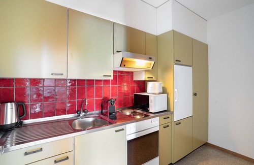 Basel City Centre Apartment | Blueground | ID97, Basel-Vorstaedte, Washer-Dryer