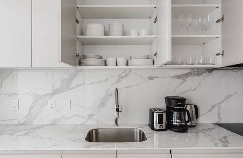Harsimus Cove Apartment | Blueground | Jersey City, EV charging, nr park