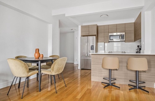 Lincoln Square Apartment | Blueground | Lincoln Square, fitness center, nr Central Park