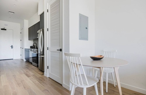 Mid-Wilshire Apartment | Blueground | Mid-Wilshire, AC, w/d, nr LACMA