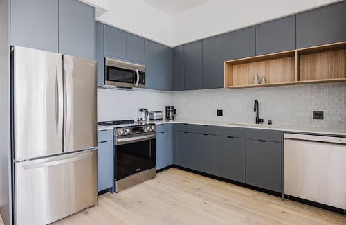 Greater Wilshire - Hancock Park Apartment | Blueground | Mid-Wilshire, AC, w/d, nr LACMA