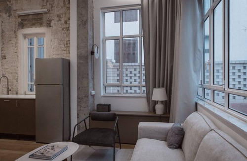 Tel Aviv City Center Apartment | Blueground | Nahalat Byniamin, Exquisite, Patio (TLV-52)
