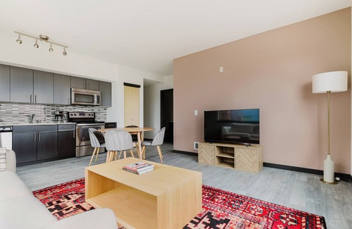Northeast Bellevue Apartment | Blueground | NE Bellevue, gym, nr parks