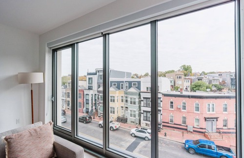 NoMa Apartment | Blueground | NoMa, gym, elevator, nr metro + food