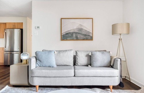Pentagon City Apartment | Blueground | Pentagon City, rooftop pool, nr Pentagon