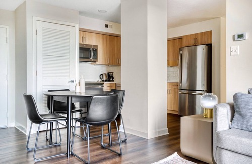 Pentagon City Apartment | Blueground | Pentagon City, rooftop pool, nr Pentagon