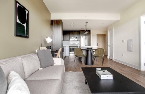 Pentagon City Apartment | Blueground | Pentagon City, rooftop, nr Potomac