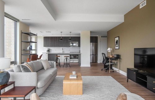 Pentagon City Apartment | Blueground | Pentagon City, rooftop, nr Potomac