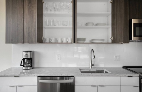 Pentagon City Apartment | Blueground | Pentagon City, rooftop, nr Potomac