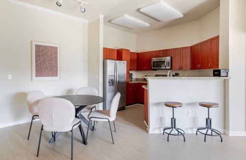 Santa Clara Apartment | Blueground | Santa Clara, pool & AC, nr stadium