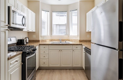 Santa Clara Apartment | Blueground | Santa Clara, pool & AC, nr stadium