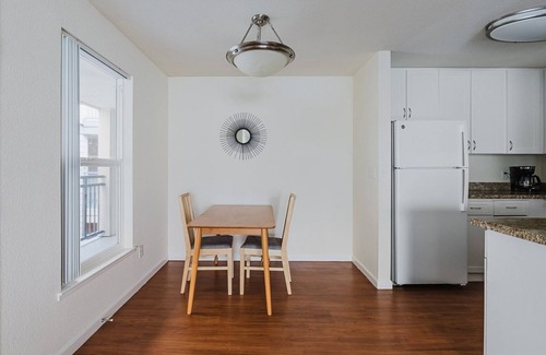 Sunnyvale Apartment | Blueground | Sunnyvale 1bd apartment