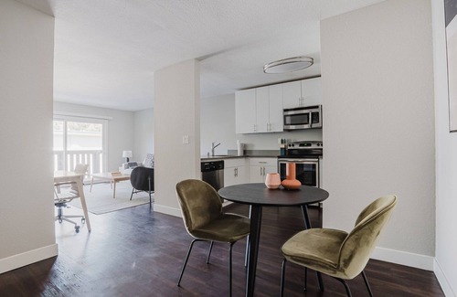 Sunnyvale Apartment | Blueground | Sunnyvale, pool & w/d, nr museum