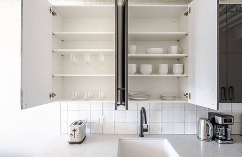 Near West Side Apartment | Blueground | West Loop, rooftop, nr Union Park