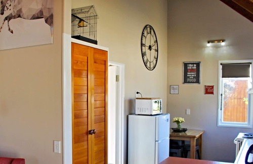 Turangi Cottage | Bluehaven Cottage - Turangi Holiday Home