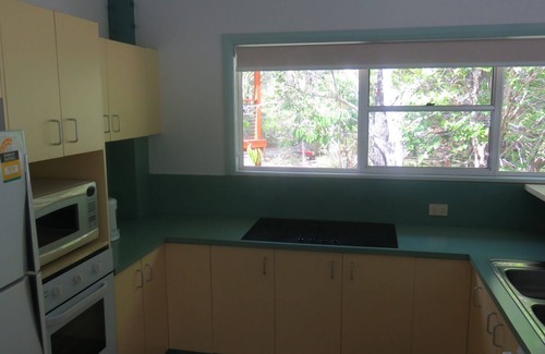Arakoon House | BLUEPOLES BEACH HOUSE ARAKOON-AIRCONDITIONED
