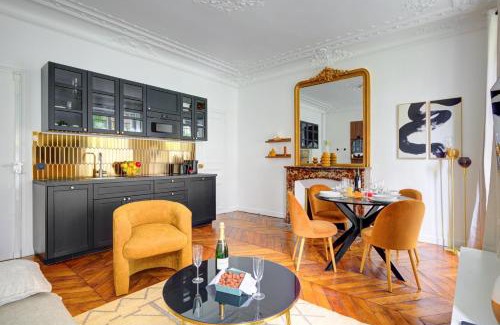 Batignolles Apartment | Bluestay 124 - Superb apartment in Paris