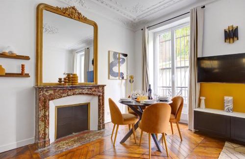 Batignolles Apartment | Bluestay 124 - Superb apartment in Paris