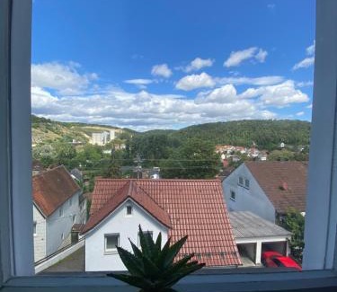 Ehrenstein Apartment | Bluestone Appartements - 23qm free and near parking