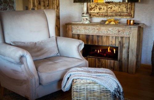 Sankt-Vith House | Bluestone Chalet