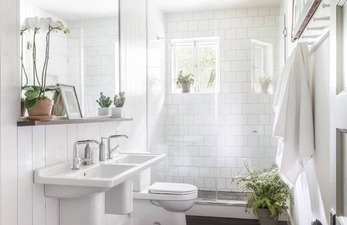 Palenville House | Bluestone Lodge ~ Comfort and Style in a Secluded Catskill Mountains Setting