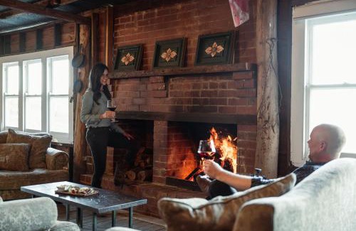 Whitfield Bed & Breakfast | Bluestone Ridge