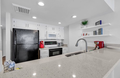 Myrtle Beach Condo | Bluewater Resort 502