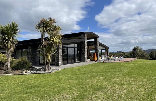Tutukaka House | Bluewater Sanctuary -Matapouri & Tutukaka Breathtaking Coastal Views