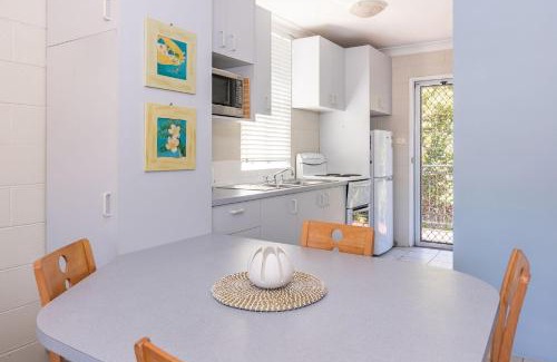 Blueys Beach House | Blueys Beach Villa Manyana 25