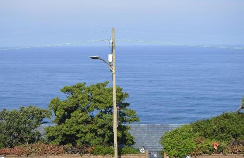 Bluff Apartment | Bluff Marine Drive Self Catering Cottage A