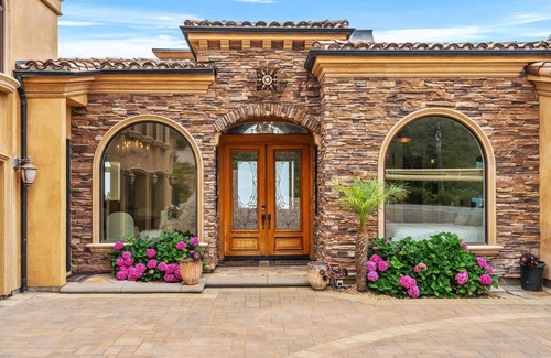 Western Malibu House | Bluff Property - Compound w/Infinity Pool, Ocean Views & Guest House