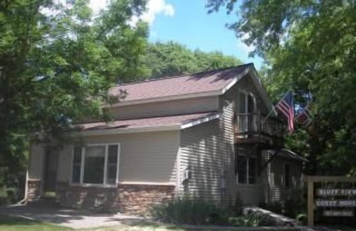 Whalan House | Bluff View Guest House