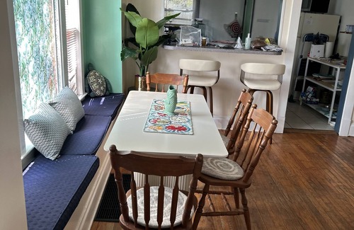 Beachwood-Bluffton Cottage | Bluffton Breeze Cottage- Peaceful Escape between two iconic lakes