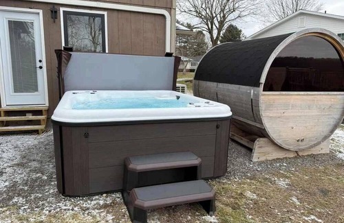 Berrien Springs House | Bluffview on the River with a hot tub, sauna, pool table, and more!