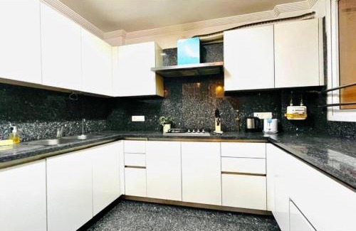 Greater Kailash Apartment | BluO 3BHK M Block Mkt - Lift, Balcony, Parking