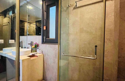 Greater Kailash I Apartment | BluO Studio - M Block Mkt @ Greater Kailash
