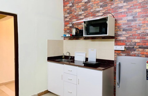 Salt Lake Apartment | BluO Studio Salt Lake - Kitchen, Terrace Garden,Parking
