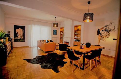Kolonaki Apartment | Bluscapes Home