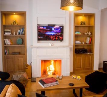 Kolonaki Apartment | Bluscapes Home