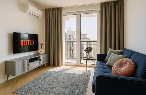 Wlochy Apartment | Blushline Apartment Wiktoryn Ac Balcony