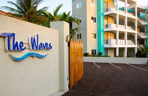 Tower Isle Condo | BluWaves ~ Oceanfront Condo minutes from Ocho Rios