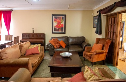 Farrarmere Bed & Breakfast | Blyde Bed & Breakfast