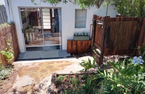 Blue Crane Route Apartment | Blydschap Cottage