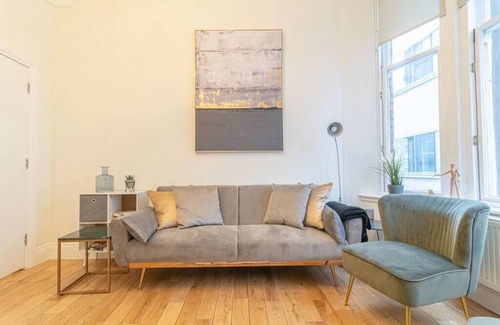 City Centre Glasgow Apartment | Blythswood Apartment 1