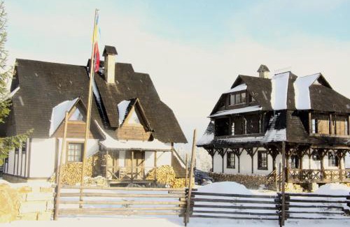 Yablunytsya House | Blyzhche Neba