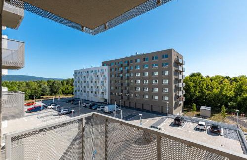 Ruzinov Apartment | BNB Apartment near BTS Airport